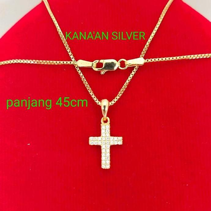 Kalung italy liontin salib g Perempuan