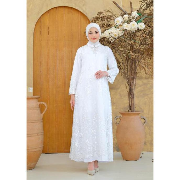Gamis Mosleem Putih Lebaran 2025 Brukat Premium Elegance Detail Payet By Brilliant Girl