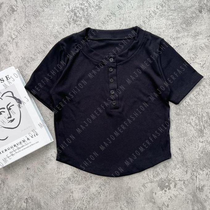 Majomer | Wiggle Crop Top Lengan Pendek - Atasan Wanita Kancing Rib Crop