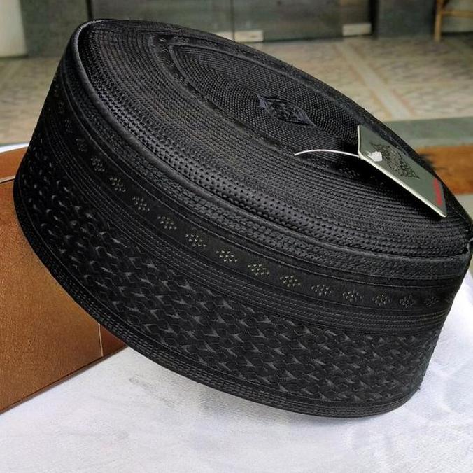 WANIMAYUR - PECI SUDEMALA PBH 352 SONGKOK HITAM SUDEMALA PECI HAJI HITAM PREMIUM KOPIAH MUSLIM NYAMA