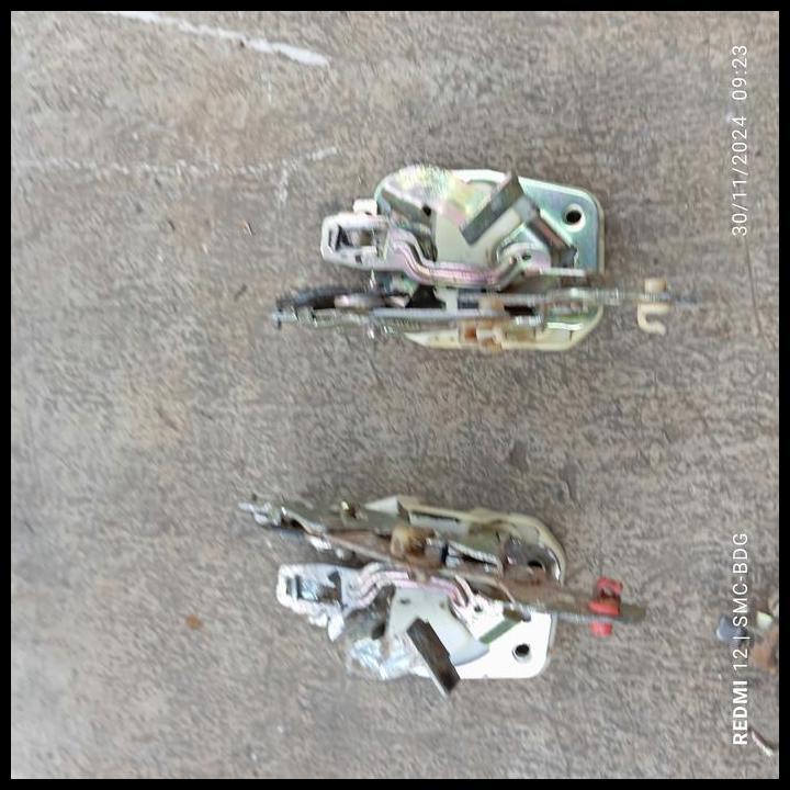 GRATIS ONGKIR DOORLOCK PINTU TIMOR DEPAN/BELAKANG KANAN/KIRI COPOTAN 1PCS 