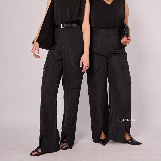 Jayden Pants - Celana Cargo Panjang Wanita Straight Highwaist Premium Details Front Slit - Bisa Samp