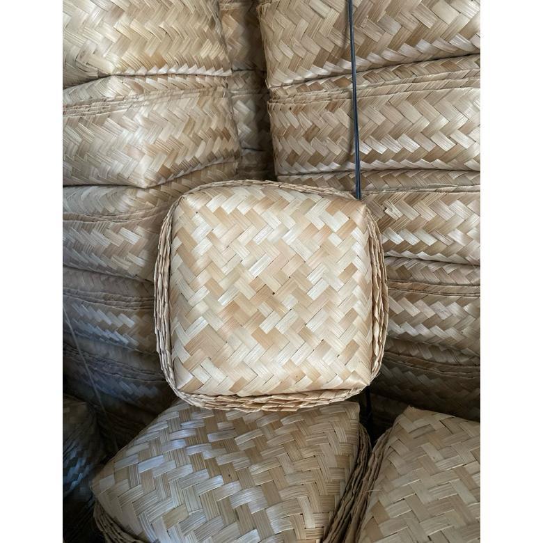 Sepasang Besek Bambu 20X20 Sepasang Grosir Besek Box Nasi Dan Kotak Hampers