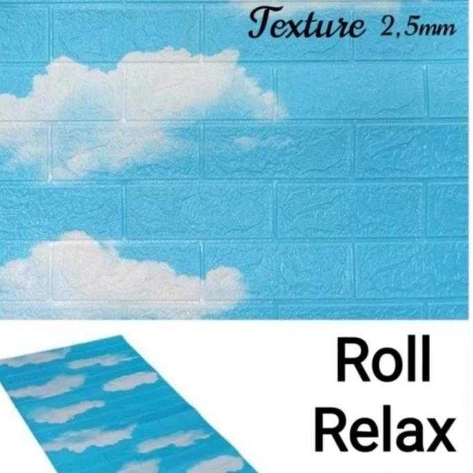 Ready wallpaper foam roll 3D peredam panas dan suara pada dinding dan plafon motif awan 3D bata biru