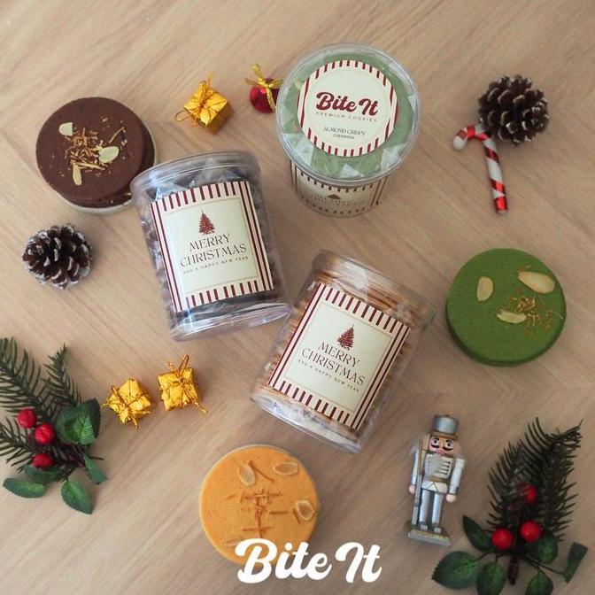 NEW BITE IT - ALMOND CHEESE CRISPY MEDIUM 150 GRAM COOKIES TIPIS & CRISPY TOPPING ALMOND SLICE & KEJ