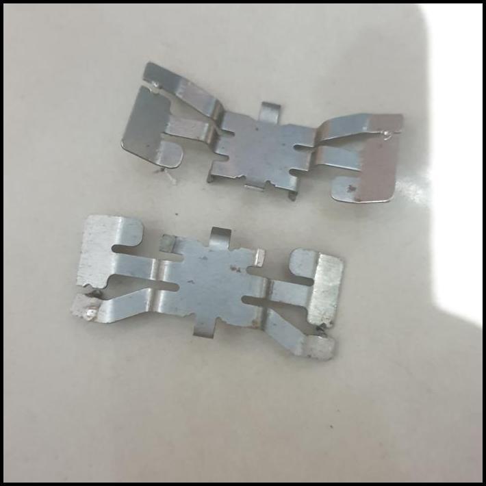 GRATIS ONGKIR PLAT DISCPAD KAMPAS REM SPRING KALIPER DEPAN TVS APACHE RTR DAZZ