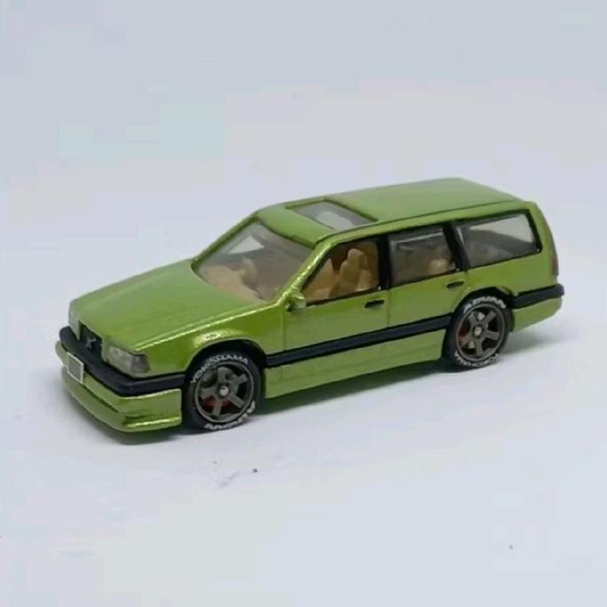 HOT WHEELS VOLVO 850 ESTATE HIJAU LOOSE DIECAST CUSTOM (S)