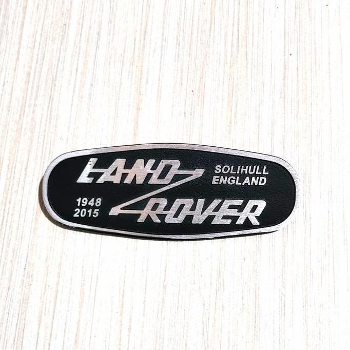 Peneng plat land rover