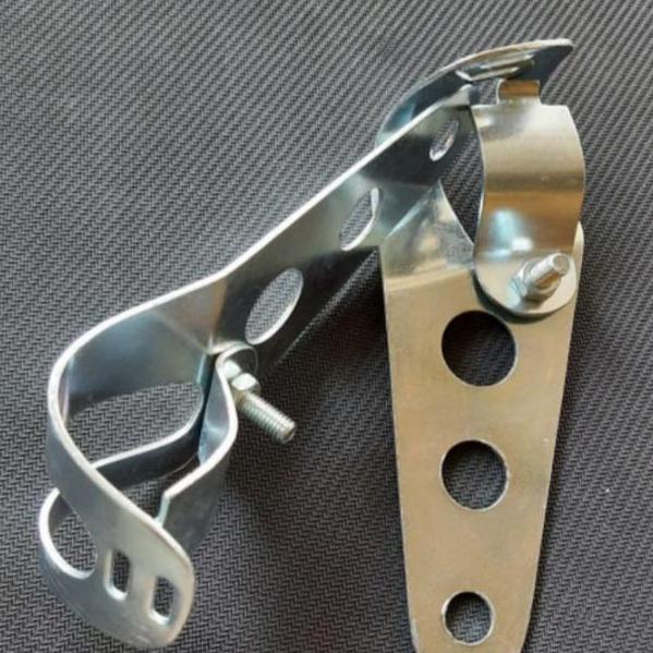 Braket Breket Dudukan Lampu Pesek Motor Tiger Vixion MegaPro Verza