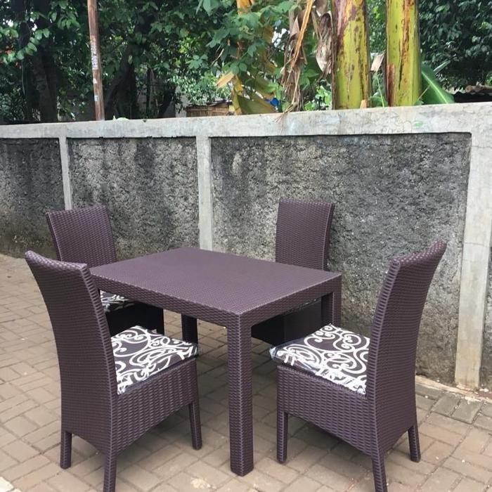 Kursi / Meja Makan Rotan Sintetis