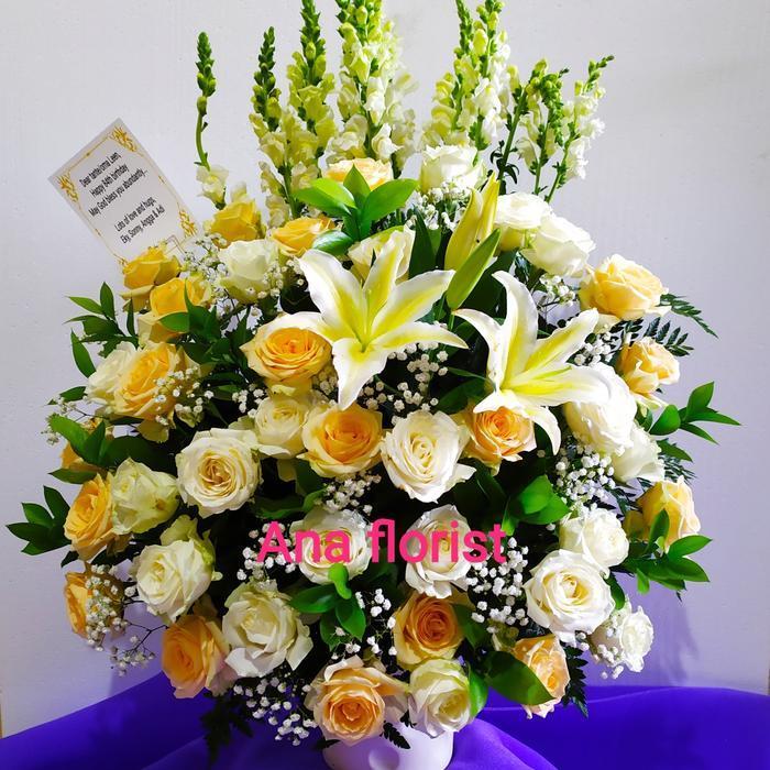 vas bunga segar|vas bunga mawar|rangkaian vas bunga ulang tahun