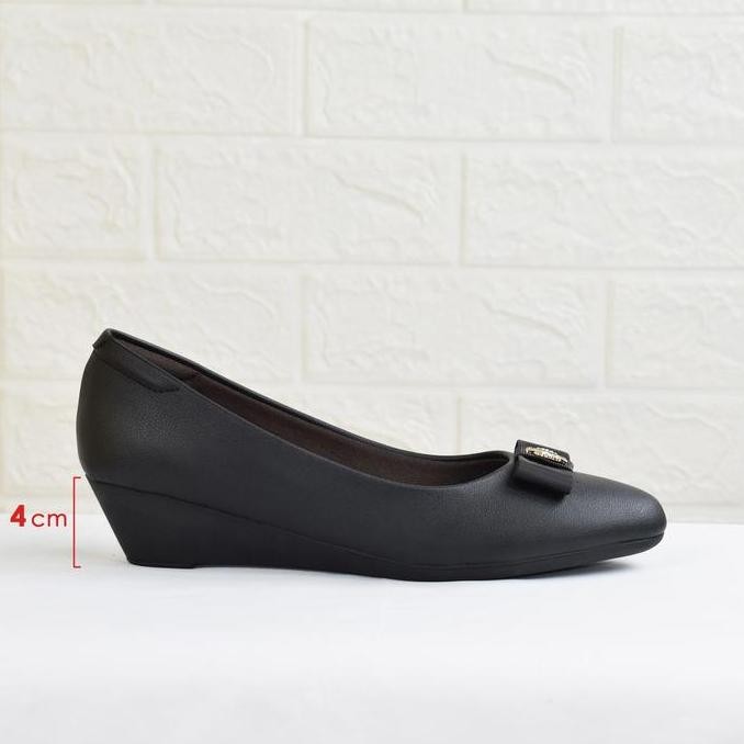 Nino Dericy Sepatu Wedges / Sepatu Kerja Wanita Nrb 428