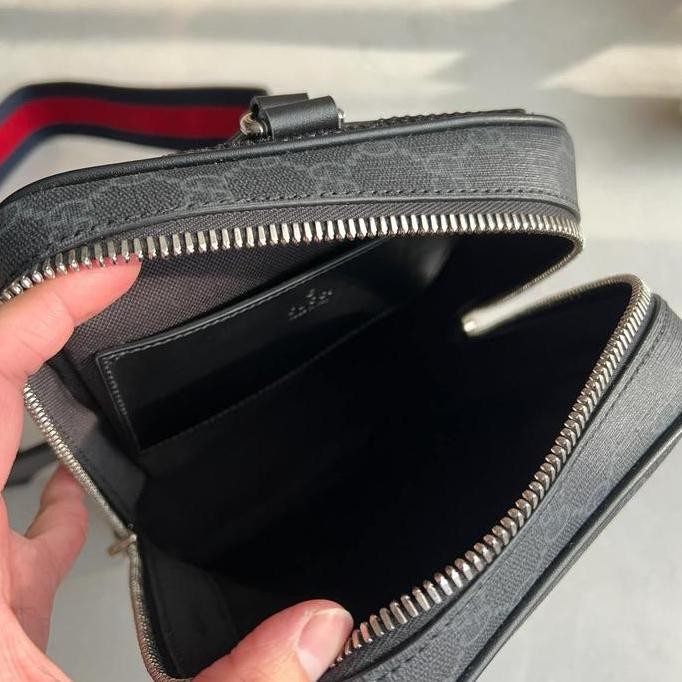 G Gg S Vertical Belt Bag Black