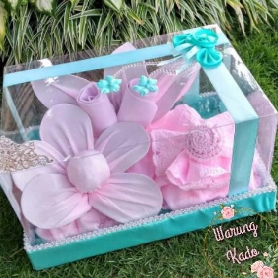 Hantaran Seserahan Pernikahan Lamaran Parcel Baju Gamis dan Hijab