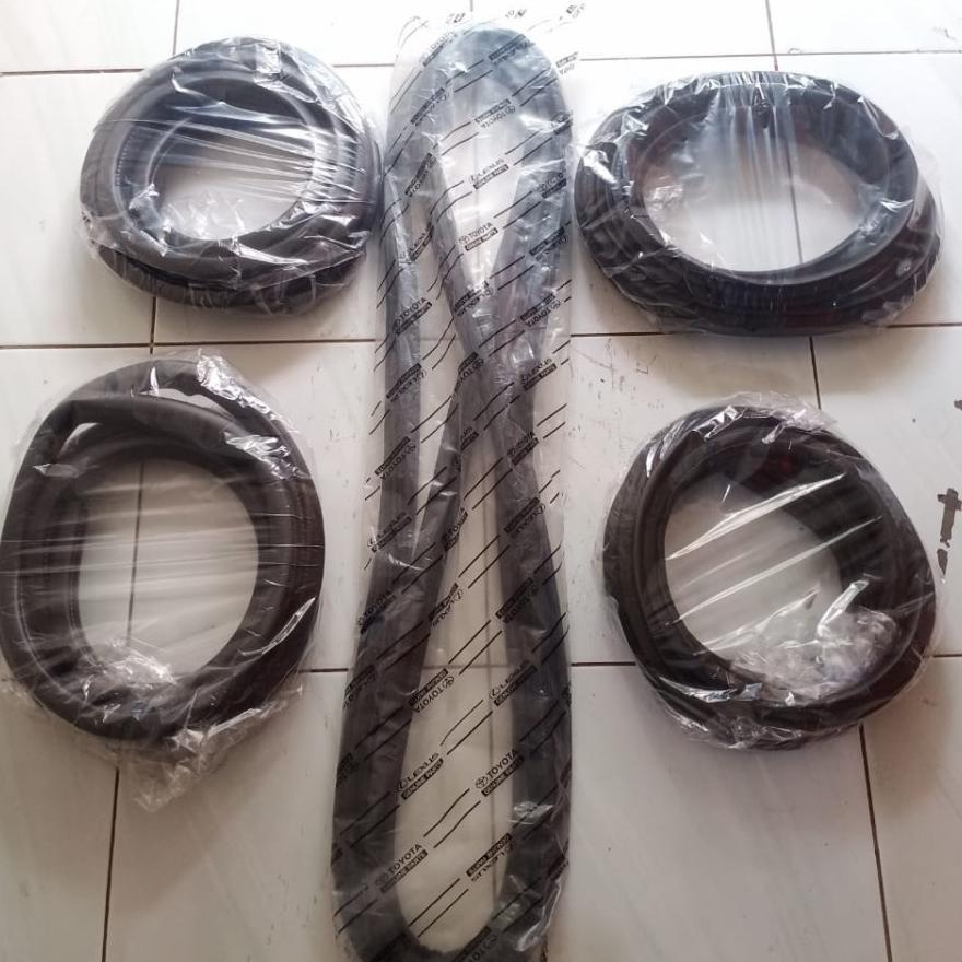 karet balon body pintu karet bagasi avanza xenia tahun 2004- 2024 semua tahun 1set/5pcs Aksesoris Mo