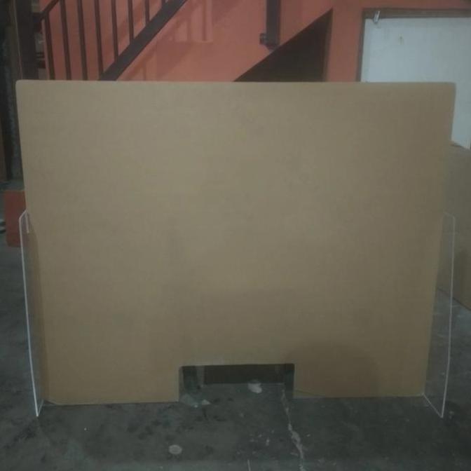 Sekat Akrilik Bening 3 mm