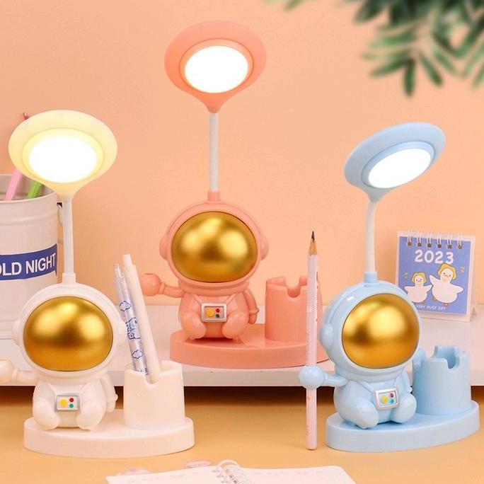 Lampu Astronot Serutan Lampu Meja Belajar Portable Tempat pensil Portable