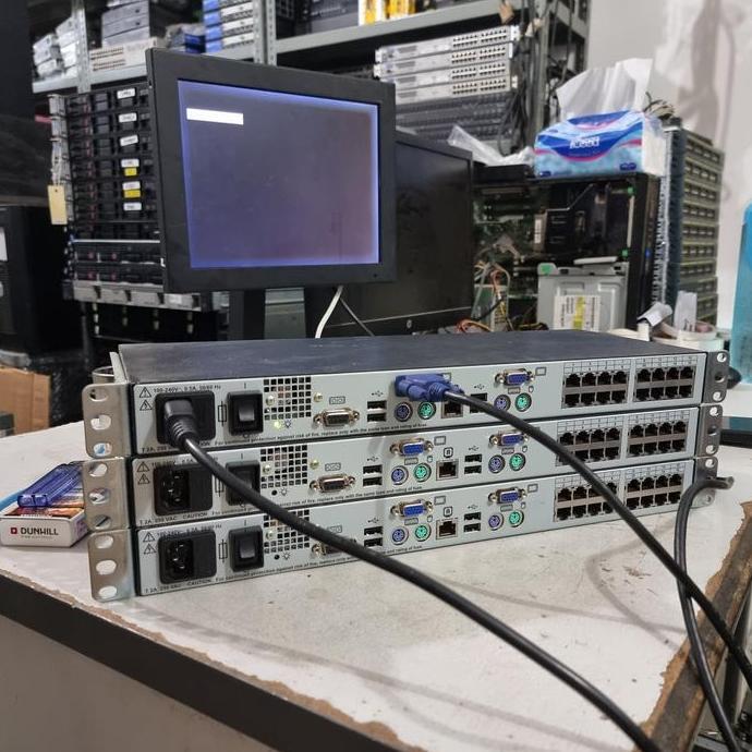 AF617A HP Server Console Switch 0x2x16 KVM switch 16 port Grosir Termurah