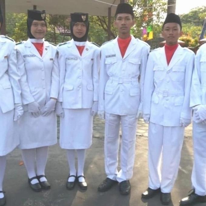 seragam paskibra satu set/ baju paskibra