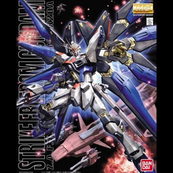 Bandai MG 1/100 Strike Freedom + action stand base