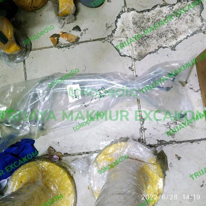 6151-71-5110 sampai 5160 tube Injection komatsu d65 wa450-3 s5d125