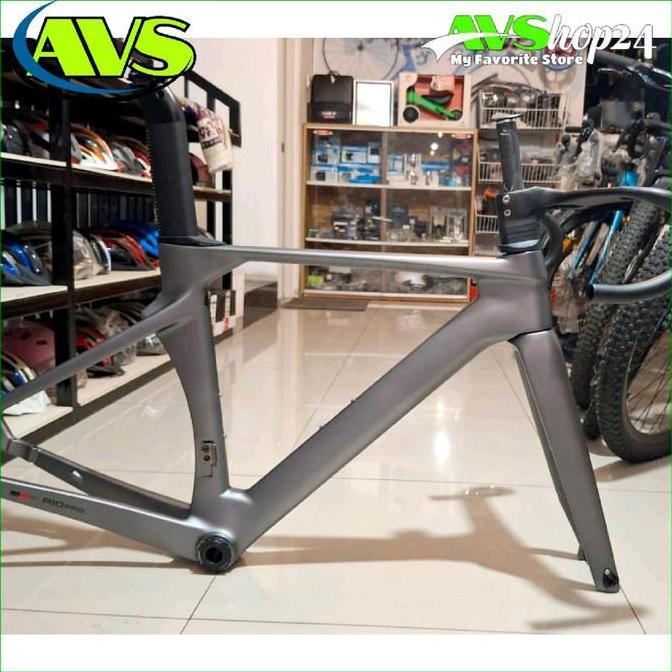 NEW FRAMESET ROADBIKE CARBON ROAD BIKE TWITTER R10 PRO DISC BRAKE ORIGINAL DAN TERPERCAYA