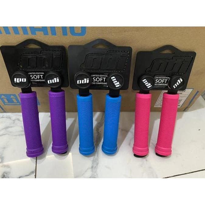 Promo Handgrip Sepeda Merk ODI Super Soft Keren dan Nyaman Biru Merah Ungu COD