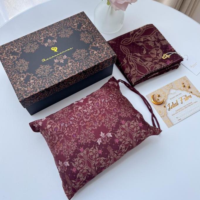 Paket Hampers (Prayer Set + Hijab) Shasascarves