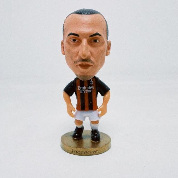 Action figure Zlatan Ibrahimovic AC Milan 2020 soccerwe