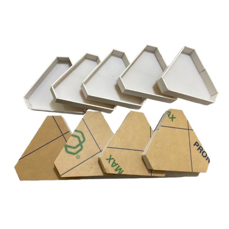 Kerangka Segitiga Untuk Lampu Gaming RGB