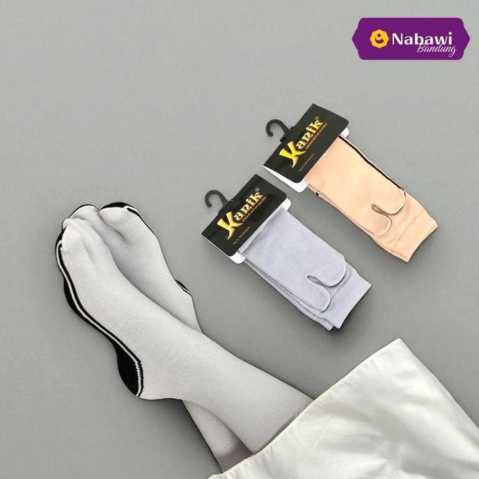 Kaos Kaki Jempol Kanik Abu-Abu/Kaos Kaki Polos Te Hitam Panjang