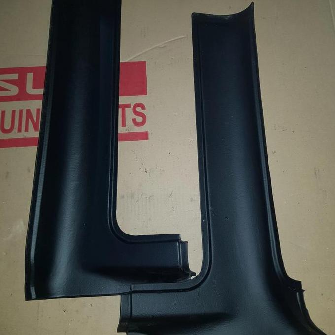 TERMURAH - Garnish Pilar Belakang Tengah Mobil Panther New Hi-grade