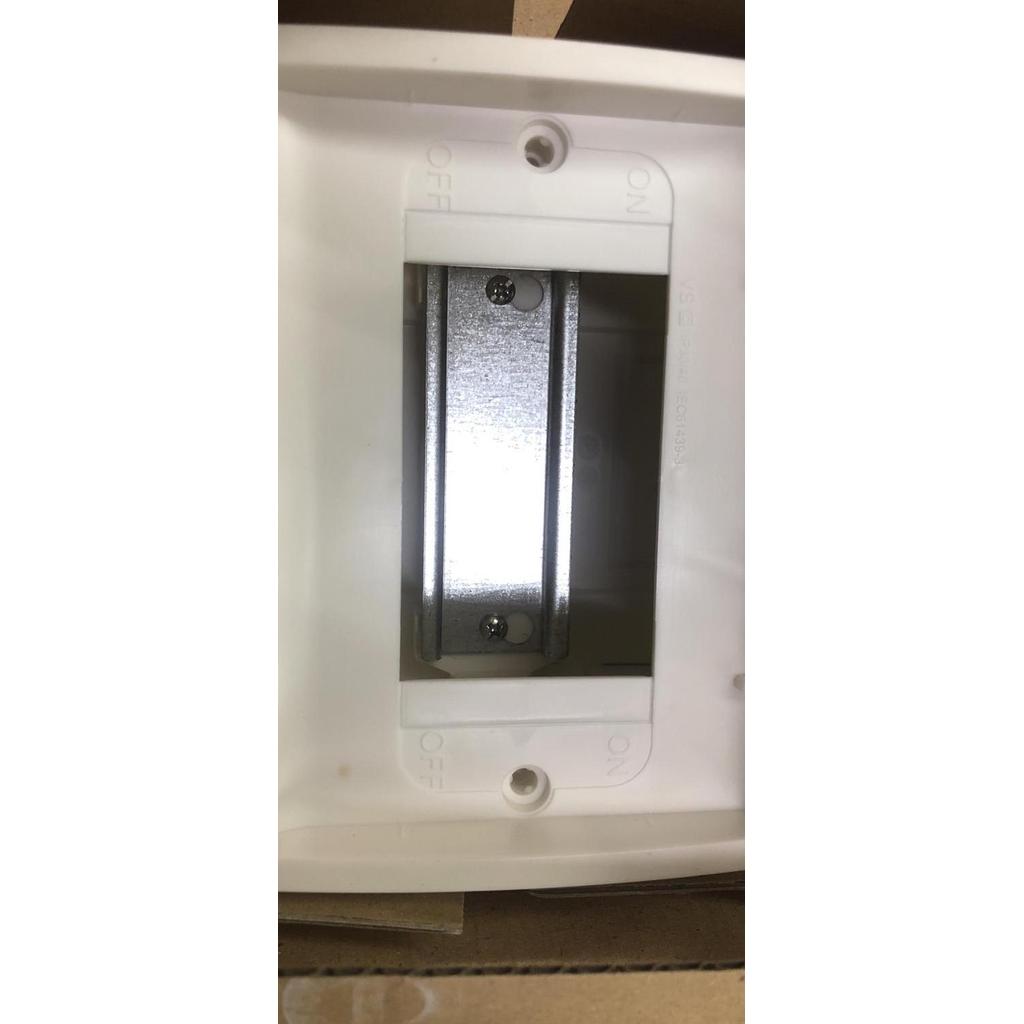 Box mcb hager 4group outbow VS104TVA