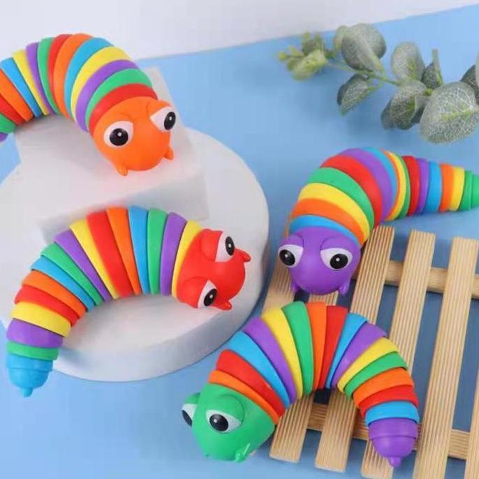 TS Mainan Fidget Slug Ulat dan Siput Fidget Slug Toys Mainan Ulat rainbow