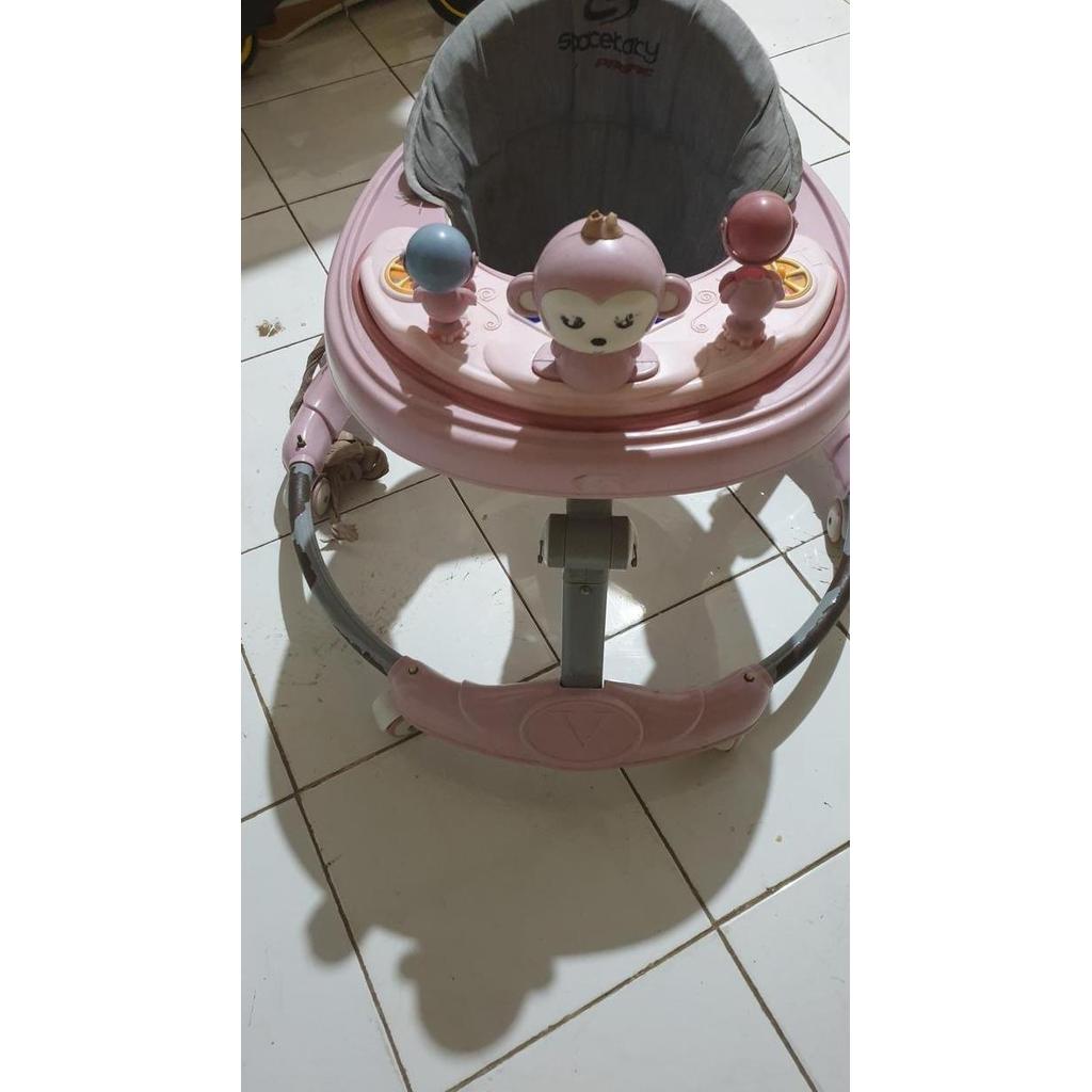 baby walker space baby