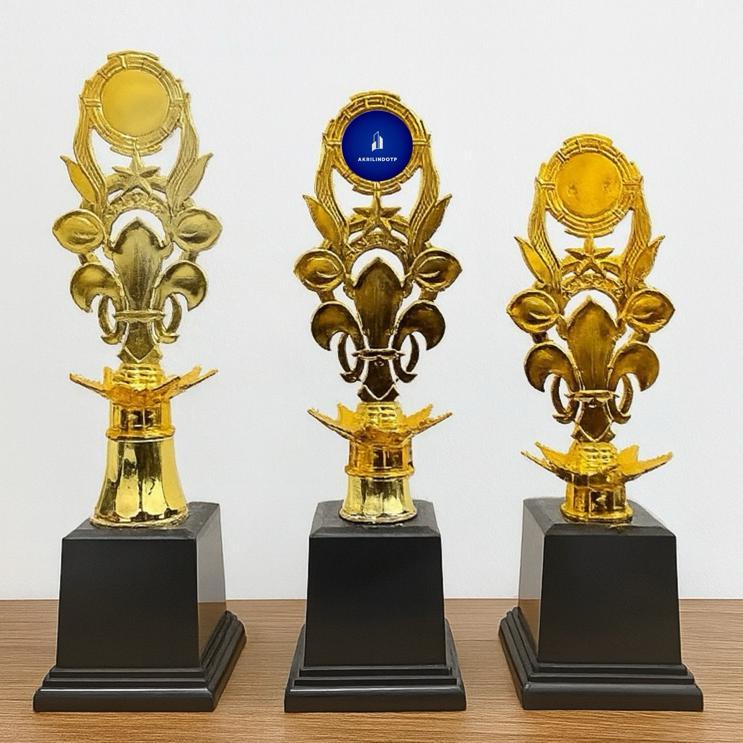 Piala 1 Set Pramuka 1,2,3 Tinggi 35-39 cm
