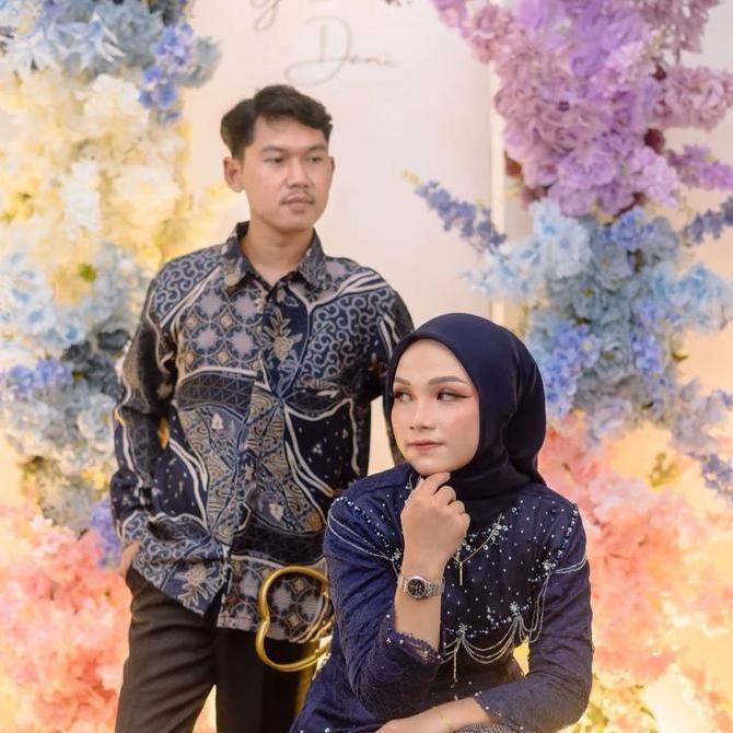 Filosofi Kebaya - Rok Lilit Batik Couple Kemeja Lengan Panjang Set Rok Batik Motif Terbaru Kondangan