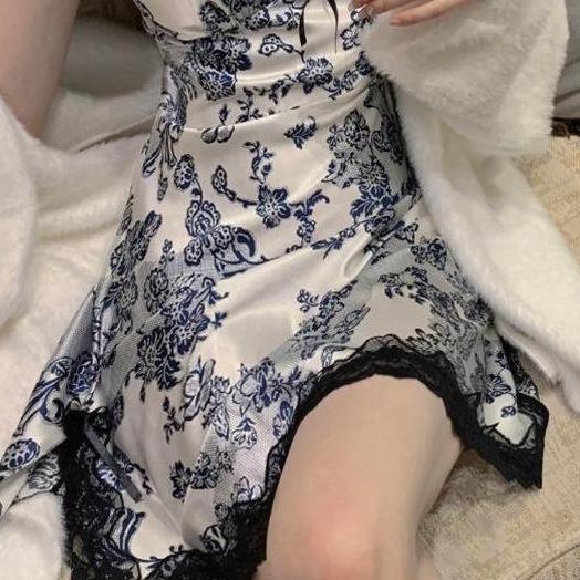 Lingerie Dress Satin Mini Deep V Silk Baju Tidur Wanita Daster 313 Hitam Dewasa Pendek