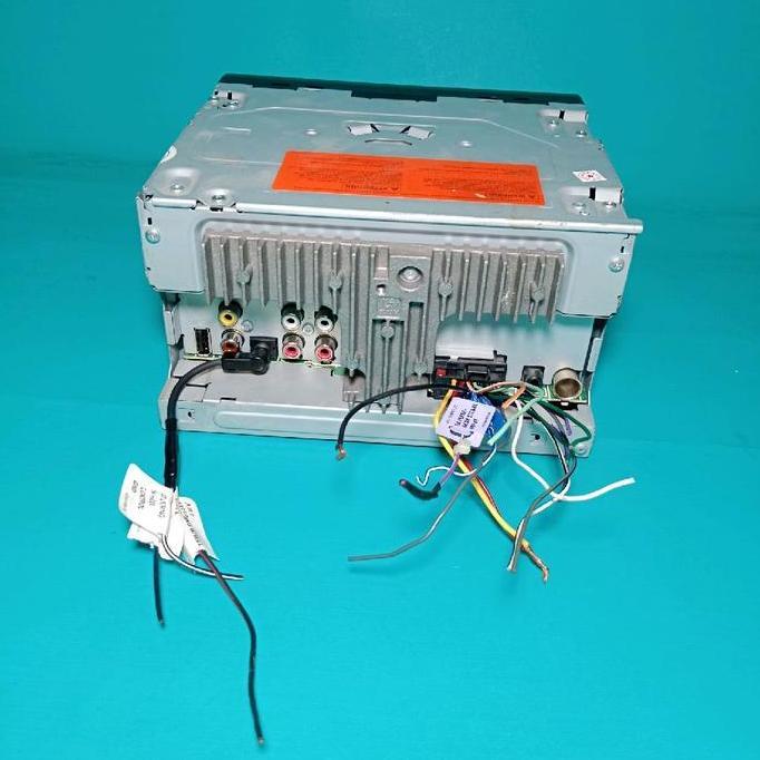 Head unit Doubledin PIONEER seri AVH-185DVD DVD USB RADIO Bekas Masih SEGEL