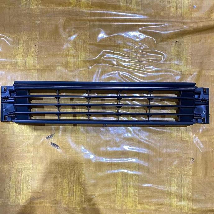 Lower Front Bumper Grill Oem Vw Polo 6C 2014Up