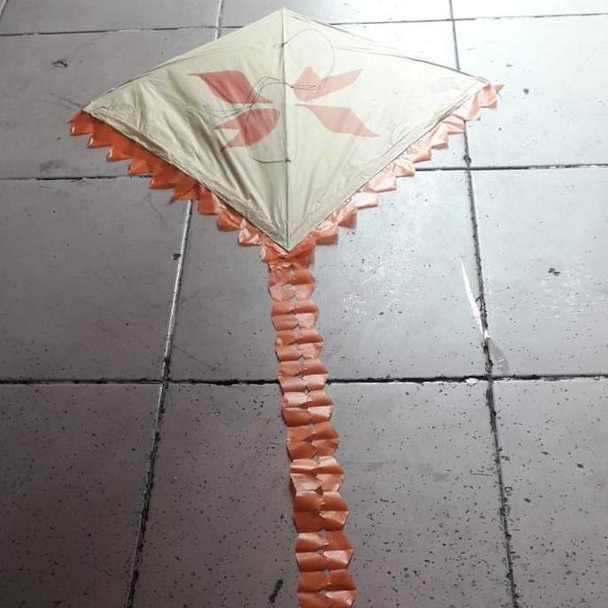 New- layangan buntut