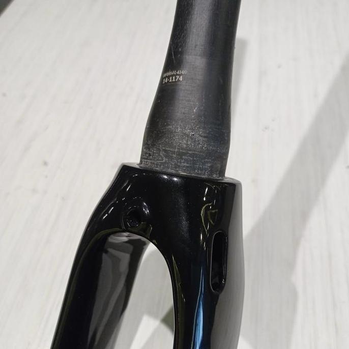 Fork disc brake 700c carbon tapered inner cable import