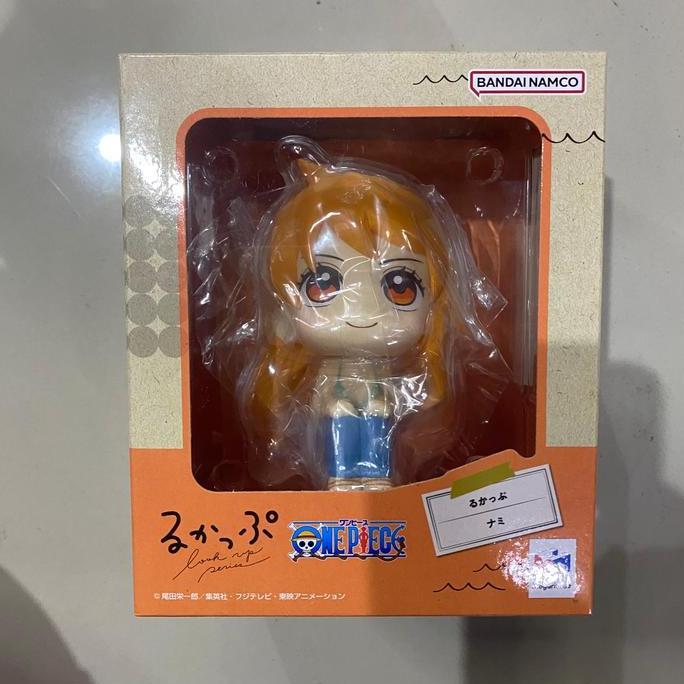 MEGAHOUSE Lookup One Piece Nami Figure