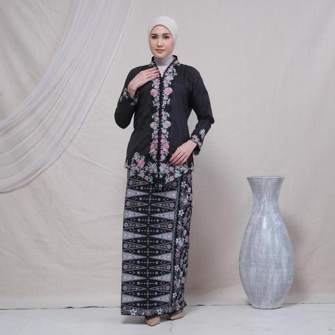 Kebaya Adeeva Series Kebaya Encim Kebaya Bordir Kutu Baru Tradisional Wisuda Brokat Jawa Tasik Dress