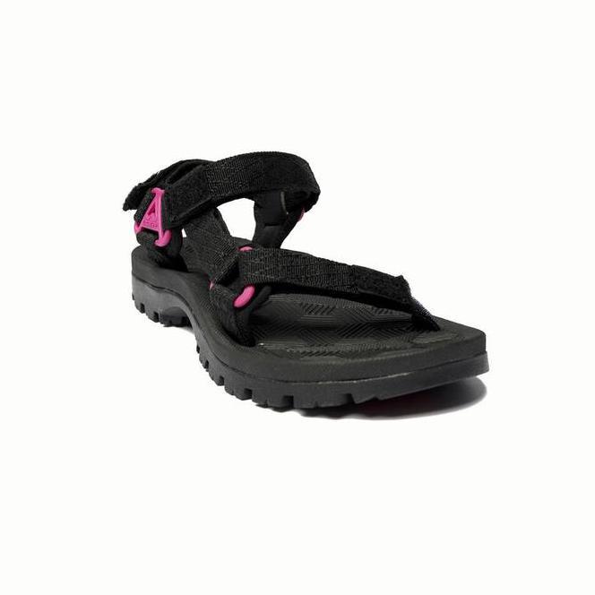 Eer Women Bhardev Roll Strap Sandals Bla