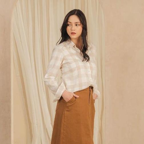 C2 Hovetz Khaki Kemeja Casual Wanita Lengan Panjang