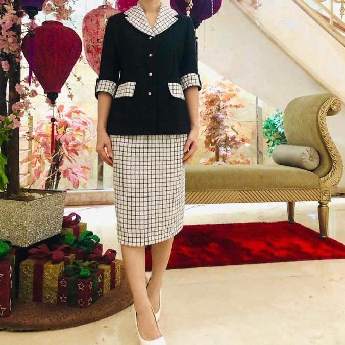 Blazer wanita hitam polos