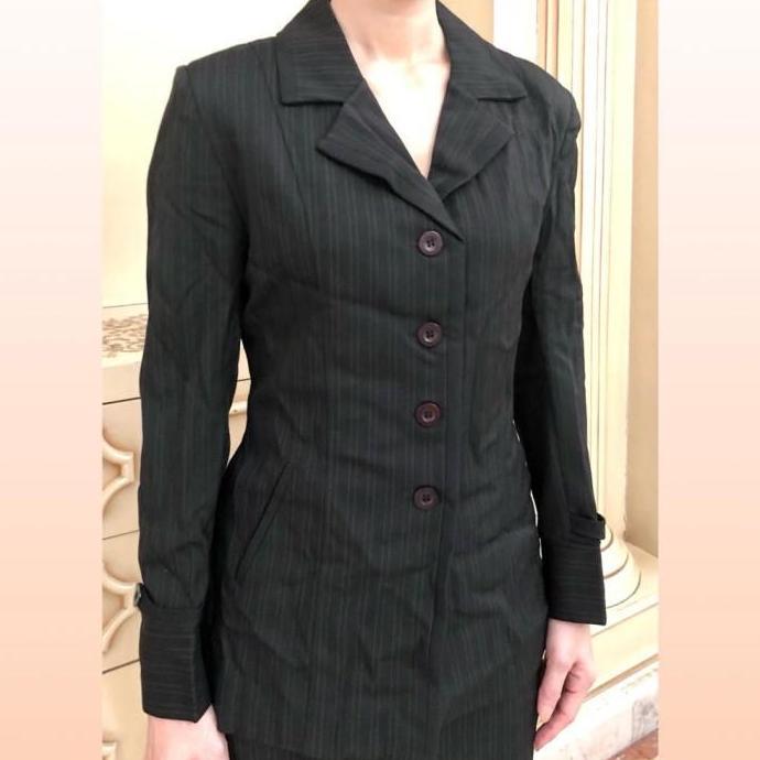 Setelan blazer wanita hitam tangan panjang. Sale set blazer warna hitam. Blazer hitam set rok