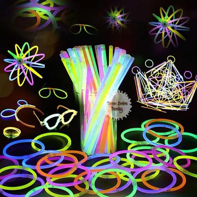 Ptyt- 100 Pcs - Glowing Stick / Glow Stik / Stick Glow In The Dark