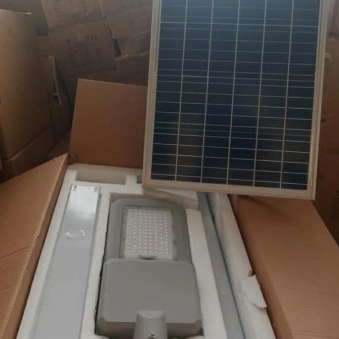 NEW Lampu Jalan 200w Solar PJU 2 in 1